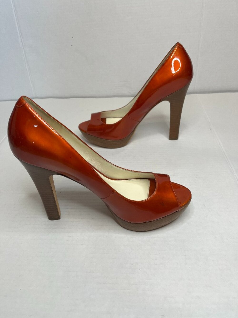 Via Spiga Ryan Burnt Orange Red Patent Peep Toe Platform Pumps Women’s 10M